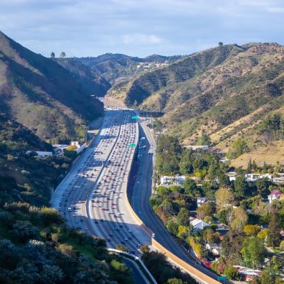 Why Traffic on US-192 Changes So Quickly Near Orlando Attractions